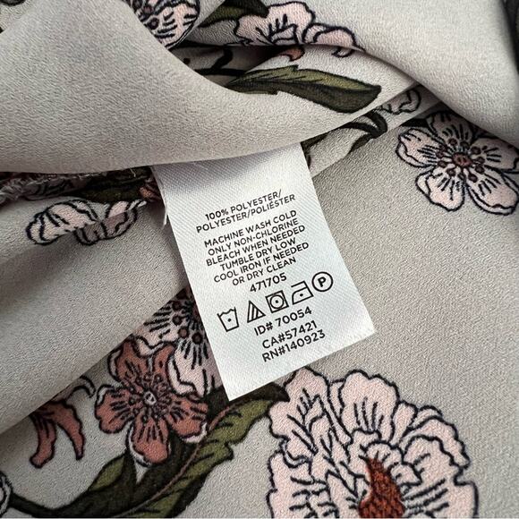 Loft Outlet Multicolored Floral Ruffle Blouse Top Size M - Picture 5 of 8